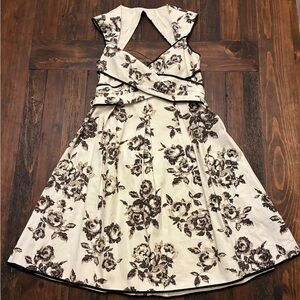Jessica Simpson Floral Dress Vintage Style Gothic Glam Feminine Size 10